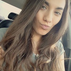 Meet your Posher, Stephanie